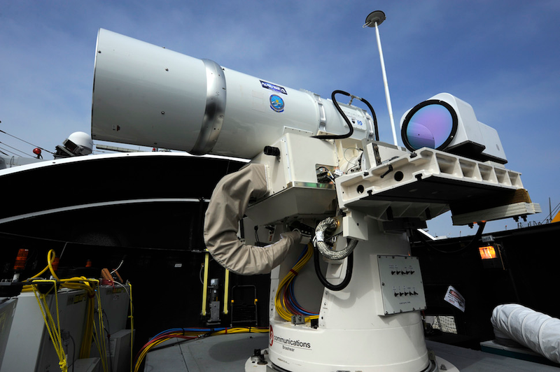 Illustration for article titled The US Navy is finally deploying giant lasers